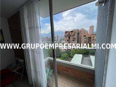 Apartamento en venta en El Poblado, Medellín · foto 8 de 14