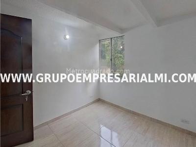 Apartamento de 3 alcobas en venta en La Gabriela, Bello, 66 m² · foto 13 de 20