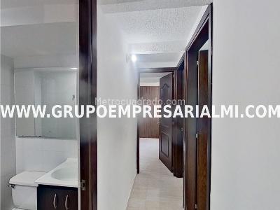Apartamento de 3 alcobas en venta en Madera, Bello, 66 m² · foto 10 de 14