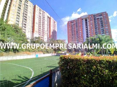 Apartamento de 3 alcobas en venta en Madera, Bello, 66 m² · foto 11 de 14