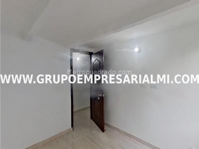 Apartamento de 3 alcobas en venta en Madera, Bello, 66 m² · foto 6 de 14