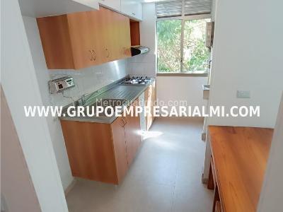Apartamento de 2 alcobas en arriendo en El Poblado, Medellín, 54 m² · foto 9 de 20