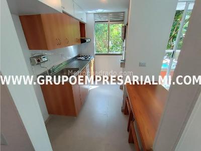 Apartamento de 2 alcobas en arriendo en El Poblado, Medellín, 54 m² · foto 10 de 20