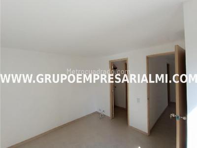 Apartamento de 2 alcobas en arriendo en El Poblado, Medellín, 54 m² · foto 12 de 20
