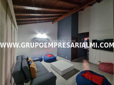 Casa de 4 alcobas en venta en Santa Teresita, Medellín, 102 m² · foto 4 de 20