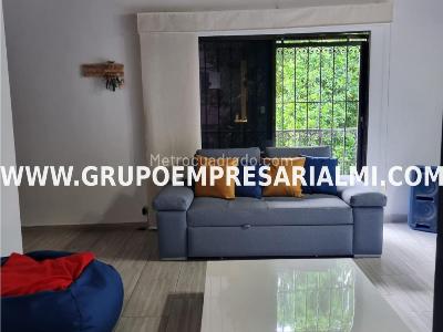Casa de 4 alcobas en venta en Santa Teresita, Medellín, 102 m² · foto 5 de 20