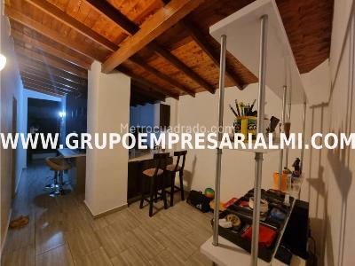 Casa de 4 alcobas en venta en Santa Teresita, Medellín, 102 m² · foto 7 de 20