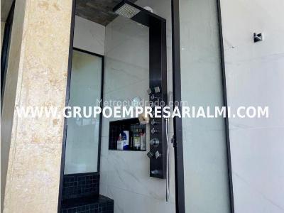 Casa de 4 alcobas en venta en El Escobero, Envigado, 2000 m² · foto 15 de 20