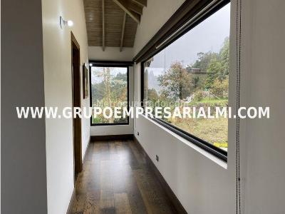 Casa de 4 alcobas en venta en El Escobero, Envigado, 2000 m² · foto 18 de 20