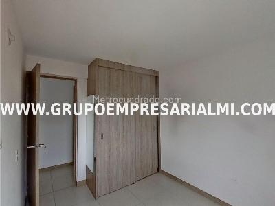Apartamento de 3 alcobas en venta en Santa Ana, Bello, 71 m² · foto 10 de 20