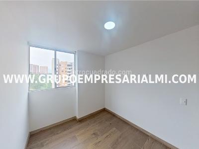 Apartamento en venta en Viviendas Del Sur, Itagüí · foto 10 de 14