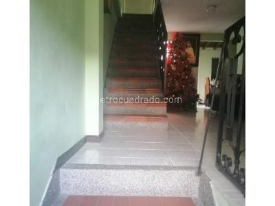 Casa de 3 alcobas en venta en Lopez De Mesa, Medellín, 140 m² · foto 8 de 13