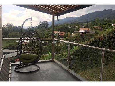 Casa de 5 alcobas en venta en El Chocho, Envigado, 464 m² · foto 15 de 20