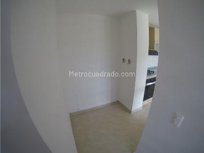 Apartamento de 3 alcobas en venta en San Remo, Sabaneta, 73 m² · foto 2 de 10