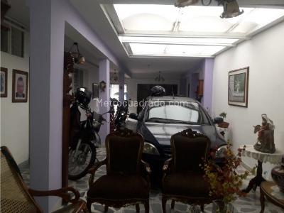 Casa de 4 alcobas en venta en Belen Fatima, Medellín, 230 m² · foto 9 de 14