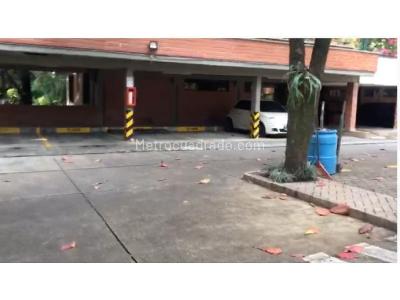 Apartamento en venta en El Poblado, Medellín · foto 4 de 14