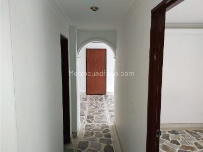 Apartamento en venta en El Poblado, Medellín · foto 6 de 14