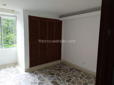 Apartamento en venta en El Poblado, Medellín · foto 7 de 14