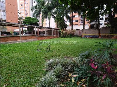 Apartamento en venta en El Poblado, Medellín · foto 13 de 14