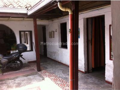 Casa de 5 alcobas en venta en Trinidad, Medellín, 230 m² · foto 7 de 12