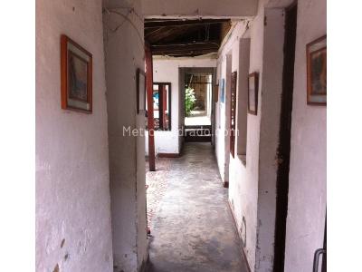 Casa de 5 alcobas en venta en Trinidad, Medellín, 230 m² · foto 8 de 12