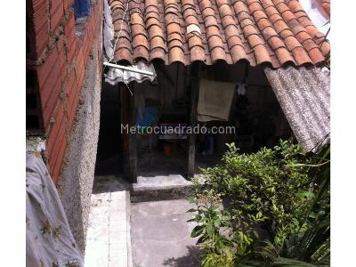 Casa de 5 alcobas en venta en Trinidad, Medellín, 230 m² · foto 10 de 12