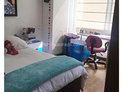 Apartamento de 4 alcobas en venta en El Poblado, Medellín, 199 m² · foto 5 de 10