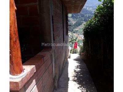 Casa de 3 alcobas en venta en San Cristobal, Medellín, 120 m² · foto 11 de 16