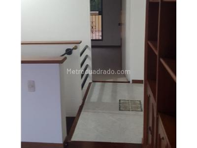 Casa de 3 alcobas en venta en Loma Del Indio, Medellín, 120 m² · foto 6 de 20