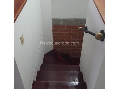 Casa de 3 alcobas en venta en Loma Del Indio, Medellín, 120 m² · foto 9 de 20