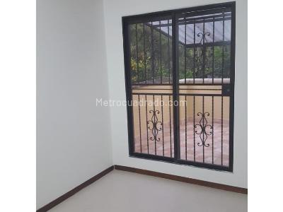 Casa de 3 alcobas en venta en Loma Del Indio, Medellín, 120 m² · foto 15 de 20