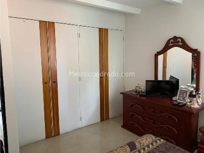 Apartamento de 4 alcobas en venta en El Poblado, Medellín, 122 m² · foto 6 de 20
