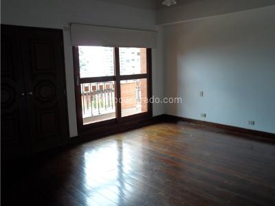 Casa de 5 alcobas en venta en El Poblado, Medellín, 792 m² · foto 8 de 20