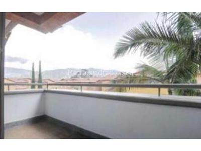 Casa de 5 alcobas en venta en Suramerica, Itagüí, 310 m² · foto 10 de 15