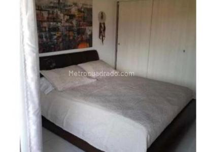 Casa de 5 alcobas en venta en Suramerica, Itagüí, 310 m² · foto 3 de 15