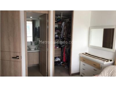 Apartamento en venta en Loma De Las Brujas, Envigado · foto 7 de 8
