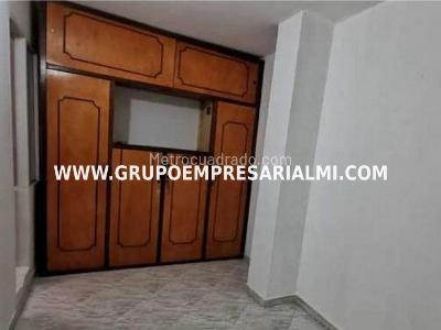 Casa de 4 alcobas en venta en Florida Nueva, Medellín, 120 m² · foto 8 de 9