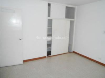 Casa de 5 alcobas en venta en Belen Malibu, Medellín, 230 m² · foto 6 de 20