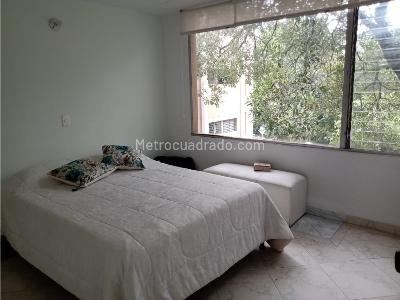Apartamento en venta en El Poblado, Medellín · foto 5 de 16