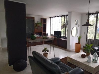 Apartamento en venta en El Poblado, Medellín · foto 6 de 16