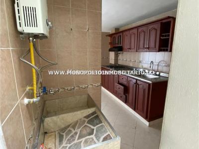 Apartamento de 4 alcobas en venta en Cabañas, Bello, 109 m² · foto 2 de 12