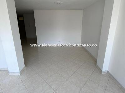 Apartamento de 4 alcobas en venta en Cabañas, Bello, 109 m² · foto 5 de 12