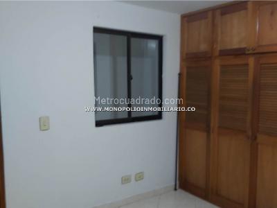 Apartamento en venta en El Carmelo, Itagüí · foto 6 de 11
