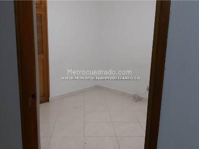 Apartamento en venta en El Carmelo, Itagüí · foto 9 de 11