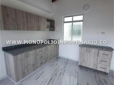 Apartamento en venta en San Jose, Itagüí · foto 2 de 7