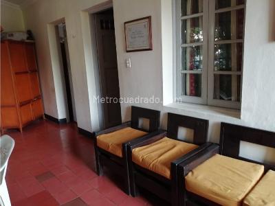 Casa de 5 alcobas en venta en Villa Hermosa, Medellín, 200 m² · foto 6 de 11