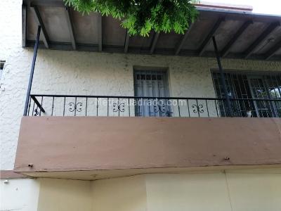 Casa de 5 alcobas en venta en Villa Hermosa, Medellín, 200 m² · foto 11 de 11