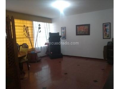 Casa en arriendo en Prado Centro, Medellín · foto 11 de 20