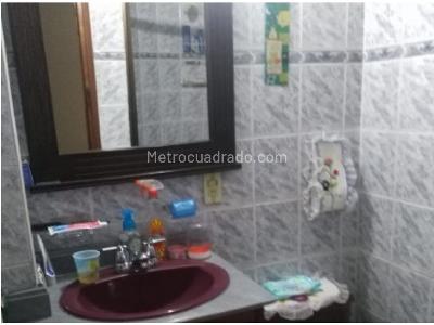 Casa de 3 alcobas en venta en Robledo, Medellín, 156 m² · foto 6 de 16