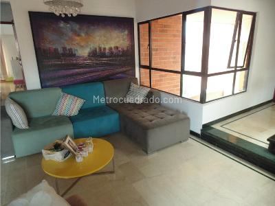 Apartamento de 3 alcobas en venta en Conquistadores, Medellín, 200 m² · foto 9 de 15